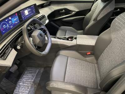 Peugeot 3008 1.2 Hybrid 145 e-DCS6 Allure KM0 MY26 Blu/Azzurro usata Alcamo