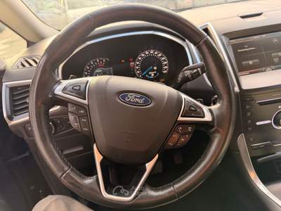 Ford S-Max Perfetto Nero usata Pignataro Maggiore