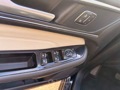 Ford S-Max Perfetto Nero usata Pignataro Maggiore