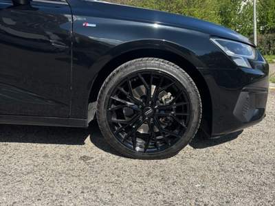 Audi A3 AUDI A3 35 TDI 150 CV SPORT S-TRONIC  Nero usata Avellino