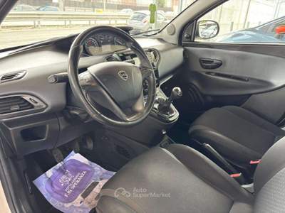 Lancia Ypsilon Ypsilon III 2015 1.3 mjt Silver s Bianco usata Giugliano in Campania