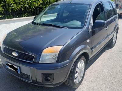 Ford Fusion UAV 1.4 TDCi 5p. Grigio usata Valenzano