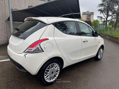 Lancia Ypsilon 5 porte Hybrid Silve usata Modena