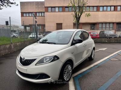 Lancia Ypsilon 5 porte Hybrid Silve usata Modena