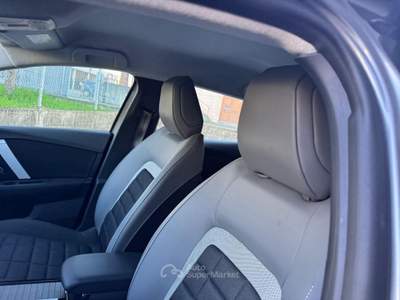 Citroen C4 PureTech 130CV EAT8 Plus NAVI+RETR. usata Modena