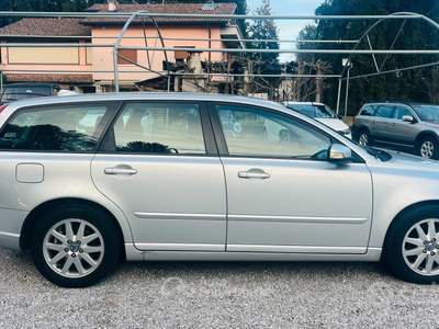 Volvo V50 16V cat Flexi-Fuel Momentum usata Bulgarograsso