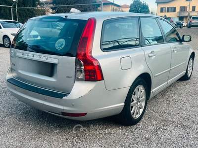 Volvo V50 16V cat Flexi-Fuel Momentum usata Bulgarograsso