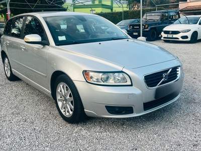 Volvo V50 16V cat Flexi-Fuel Momentum usata Bulgarograsso