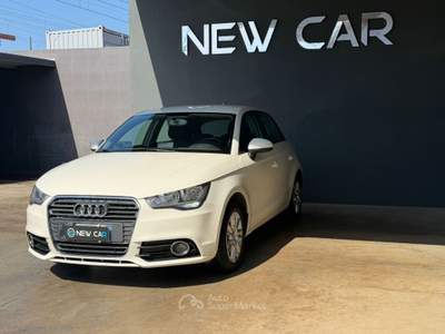 Audi A1 A1 SPB 1.6 TDI S tr. Ambition Bianco usata Reggio di Calabria