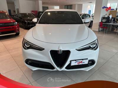 Alfa Romeo Stelvio Stelvio 2.2 T.diesel 210CV AT8 Q4 Veloce Bianco usata Ardore