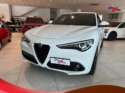 Alfa Romeo Stelvio Stelvio 2.2 T.diesel 210CV AT8 Q4 Veloce Bianco usata Ardore