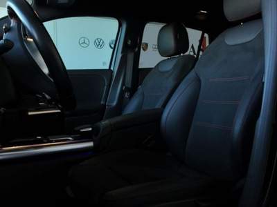 Mercedes-Benz GLA 200 d Automatic 4Matic Premium Nero usata CASTEL VOLTURNO