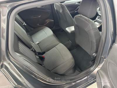 Opel Astra Sports Tourer usata Pieve di Cento