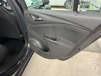 Opel Astra Sports Tourer usata Pieve di Cento
