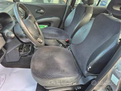 Nissan Micra 16V 5 porte Jive usata Ciampino