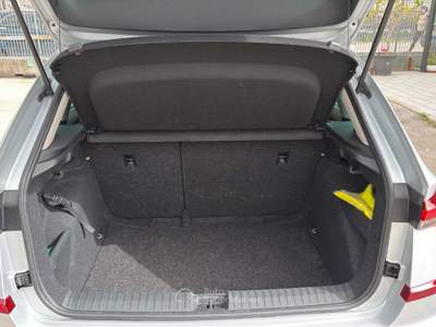 Skoda Kamiq 1.0 TSI Black Dots 70kW Grigio usata Cercola