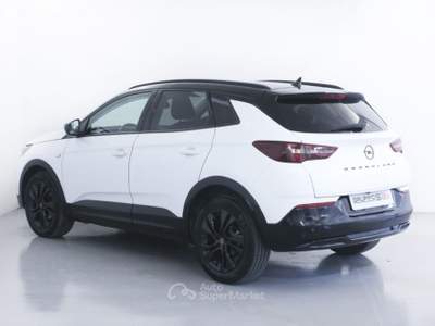 Opel Grandland 1.5 d. Ecotec AT8 GS Line Cerchi 18''/Retrocamera *EXTRA VANTAGGI Bianco usata Feltre