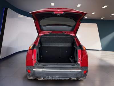 Peugeot 2008 II 2020 1.2 puretech Allure s&s 130cv Rosso usata Torino