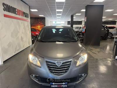 Lancia Ypsilon 5 porte Silver Grigio usata Prato