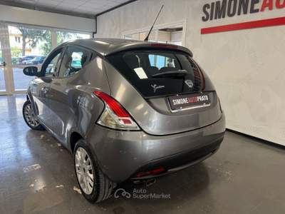 Lancia Ypsilon 5 porte Silver Grigio usata Prato