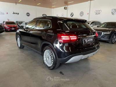 Mercedes-Benz GLA GLA-X156  d Sport auto Neopatentati Nero usata Verona