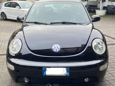 Volkswagen New Beetle - 1.9 TDI - 101CV Nero usata Varese