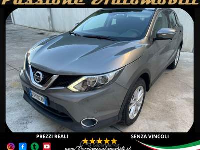 Nissan Qashqai Qashqai II 1.5 dci Tekna 110cv Grigio usata Caravaggio