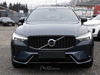 Volvo XC60 2021 Volvo XC60 B4 R-Design AWD Led Android Auto Blu/Azzurro usata Pognana Lario