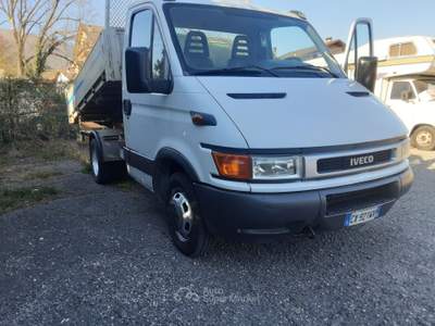 Iveco Daily RIBALTABILE TRILATERALE Bianco usata PALAZZAGO