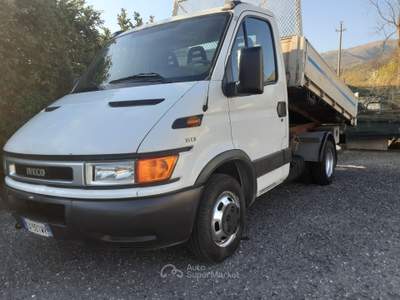 Iveco Daily RIBALTABILE TRILATERALE Bianco usata PALAZZAGO