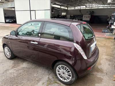 Lancia Ypsilon Oro Ecochic GPL Lilla usata Aquino