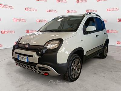 Fiat Panda 0.9 TwinAir Turbo 85cv 4x4 Cross Bianco usata Villaga