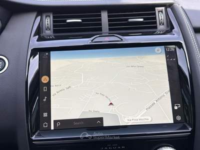 Jaguar E-Pace 2.0D D163 R-DYNAMIC BLACK AUTO 4WD Nero usata Varese