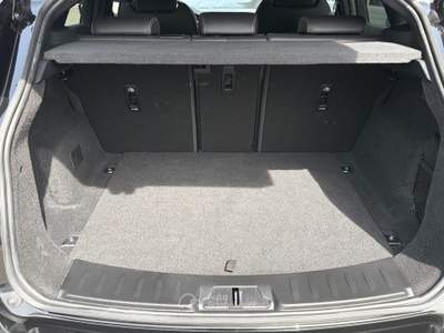Jaguar E-Pace 2.0D D163 R-DYNAMIC BLACK AUTO 4WD Nero usata Varese