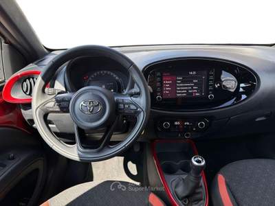 Toyota Aygo X 1.0B (72 CV) Trend Nero usata Varese