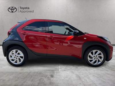 Toyota Aygo X 1.0B (72 CV) Trend Nero usata Varese