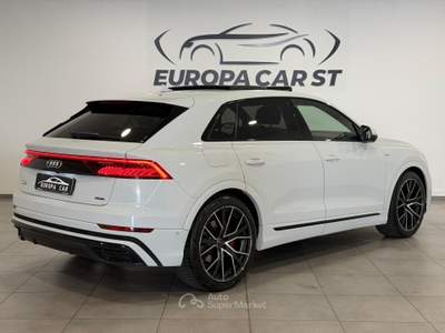 Audi Q8 50 TDI quattro tip. S Line Edition Bianco usata Caresanablot