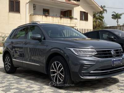 Volkswagen Tiguan Life 2.0 TDI 150CV DSG Grigio usata Borgetto