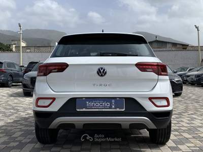 Volkswagen T-Roc Life 2.0 TDI 116 CV Bianco usata Borgetto