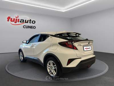 Toyota C-HR C-HR 1.8h Active e-cvt Bianco usata Cuneo
