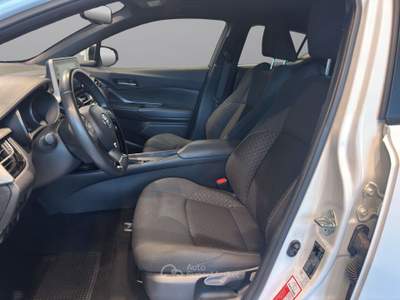 Toyota C-HR C-HR 1.8h Active e-cvt Bianco usata Cuneo