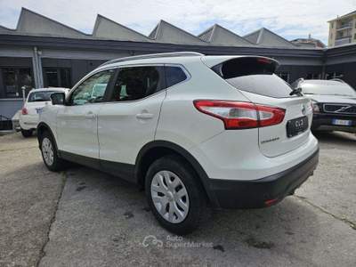 Nissan Qashqai 1.5 110 dCi N-Connecta Bianco usata Torino