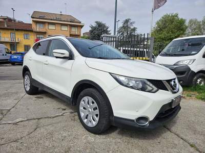 Nissan Qashqai 1.5 110 dCi N-Connecta Bianco usata Torino