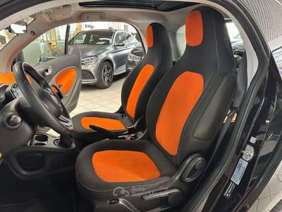Smart ForTwo 70 1.0 Passion - Service ok Arancione usata Monza