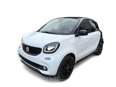 Smart ForFour 70 1.0 twinamic Prime Automatica Tetto Pelle Bianco usata Rivignano Teor