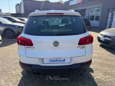 Volkswagen Tiguan 2.0 TDI 140CV 4MOTION DSG Sport & Style TETTO PAN Bianco usata Sesto San Giovanni