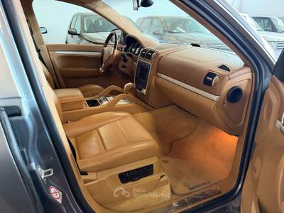 Porsche Cayenne 450cv Grigio usata Cremona