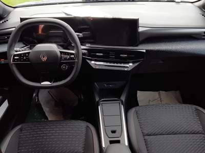 Renault Clio Clio VI 2025 1.8 full hybrid E-Tech Techno 160cv auto Argento usata Gubbio