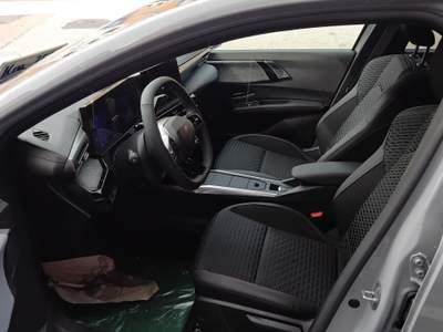 Renault Clio Clio VI 2025 1.8 full hybrid E-Tech Techno 160cv auto Argento usata Gubbio