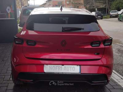 Renault Clio Clio VI 2025 1.8 full hybrid E-Tech Esprit Alpine 160cv auto Rosso usata Gubbio